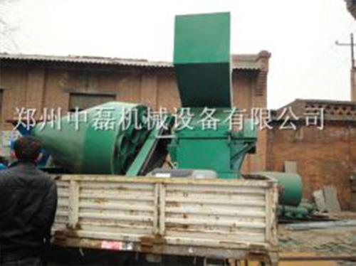 云南木材粉碎机发货现场